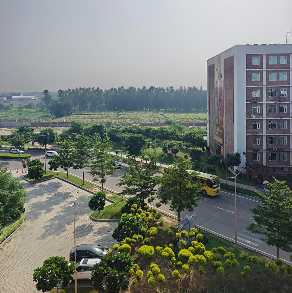 Chandigarh University Campus photo 3